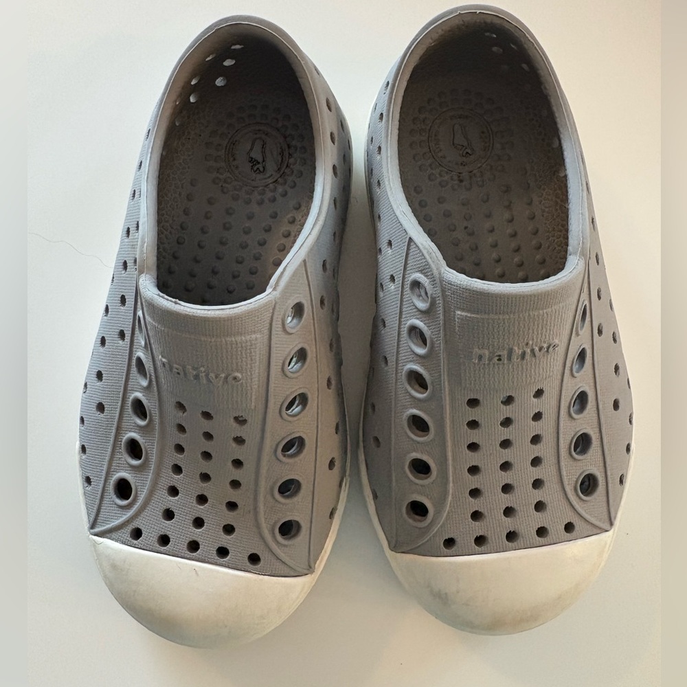 Native Shoes toddler size 6